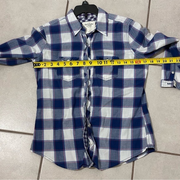 Abercrombie & Fitch Women blue plaid button shirt size small - Picture 8 of 8